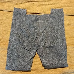 Paragon Seamless leggings. M.
